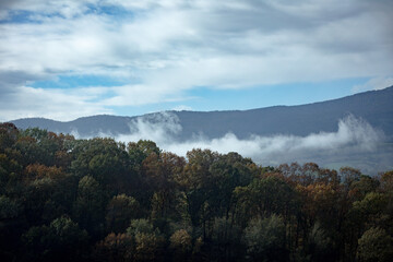 Obraz premium clouds in the mountains