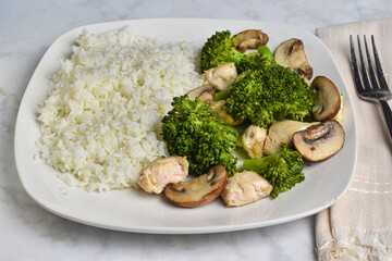 rice with broccoli and mushrooms