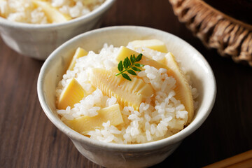 筍ご飯　Rice mixed with bamboo sprouts