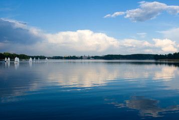 Jezioro Ukiel w Olsztynie 2024 © Krzysiek Cegiełka
