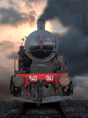 STEAM LOCOMOTIVE