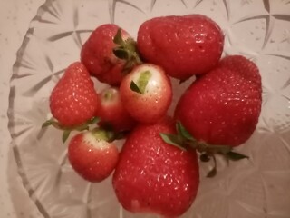 strawberries in a glass bowl