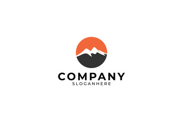 Obraz premium Mountain Logo