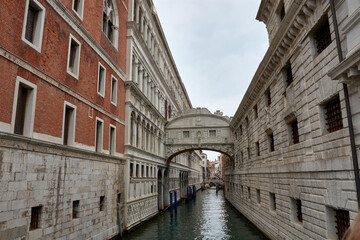 Obraz premium Romantic Venice: Bridge of Sighs and Grand Canal