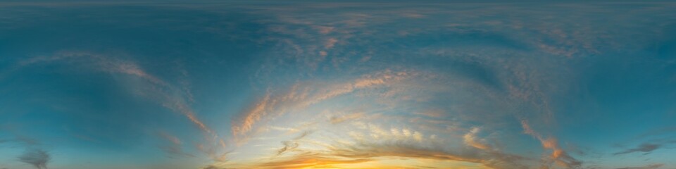 Obraz premium Seamless 360 HDR spherical panorama of sunset sky with vibrant pink Cirrus clouds. Full zenith or sky dome in 3D, sky replacement for aerial drone panoramas. Climate and weather change.