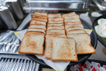 breakfast Fried eggs, sausages, bread toasts