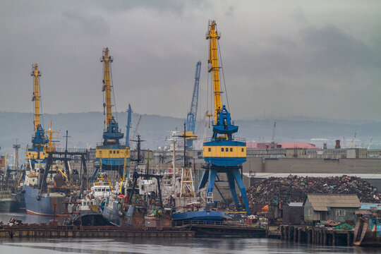 A view of the industrial and militarized Russian seaport city of Murmansk on the northern shore of the Kola Peninsula, Murmansk Oblast, Russia, Arctic, Europe