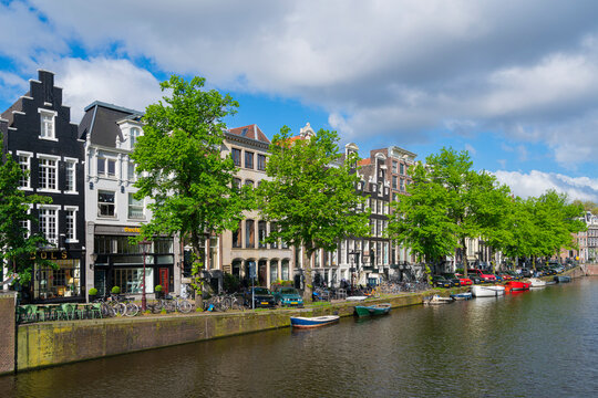 Keizersgracht canal, Amsterdam, The Netherlands, Europe