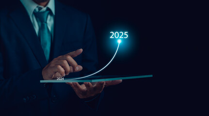 Business target and vision for 2025. Business start-up, goals for success,businessman showing 2025...