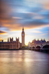 Fototapeta premium Beautiful long exposure sunset view of the Big Ben clock tower in Westminster, London, England