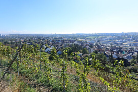 Blick auf den Ort Asperg im Strohg&auml;u in Baden-W&uuml;rttemberg