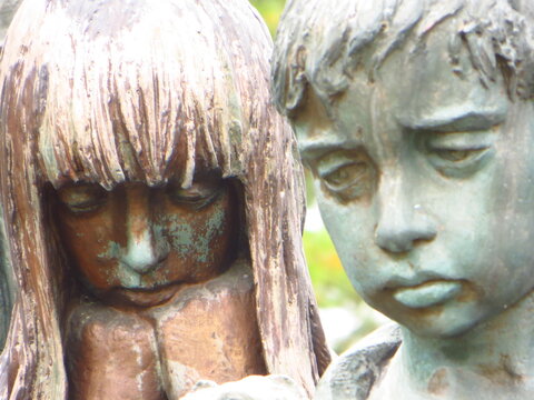 Statue