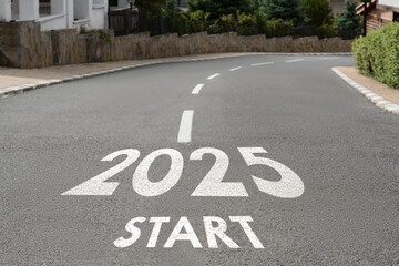 Fototapeta premium 2025 Start sign on asphalt road. Concept of new year, fresh beginning