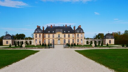 Ch&acirc;teau de la Motte Tilly du XVIIIe si&egrave;cle style Louis XV dans l'Aube, r&eacute;gion Grand Est france, europe