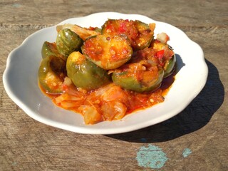 Vegetable saute with eggplant. Vegetarian food.Stir-fried eggplant vegetables are usually cooked at home, they taste sweet and spicy