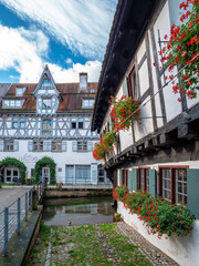 Altes Fachwerkhaus, Schiefes Haus,  im Fischerviertel in Ulm, Baden-Württemberg, Deutschland