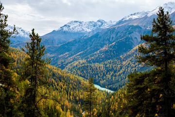 Fototapeta premium Stunning autumn colors and serene mountain landscape at Falensee, Appenzell, Switzerland