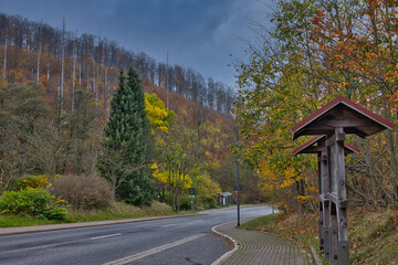 Die Altensteiner Stra&szlig;e in Ruhla, im Herbst 2024.