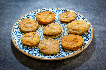 VERDURAS EN TEMPURA CON SALSA DE MIEL Y MOSTAZA