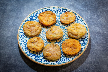 VERDURAS EN TEMPURA CON SALSA DE MIEL Y MOSTAZA