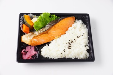銀鮭の弁当　和食