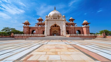 Fototapeta premium Majestic Heritage Temple Under Clear Blue Sky