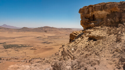 Fototapeta premium rocks in the desert, Micpe ramon, Israel 