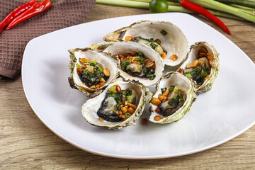 Baked oysters with green onion