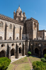 Courtyard of the Evora cathedral