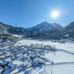 Schnee und Sonne im Oberallg&auml;u rund um den Kurort Bad Oberdorf am Jochpass
