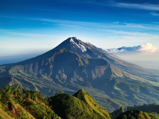 Naklejka premium landscape with mountain