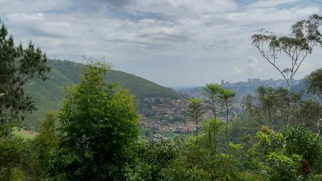 RWA_Rwanda_Kigali_Viewpoint_2022_001_1080p_16sec.mp4