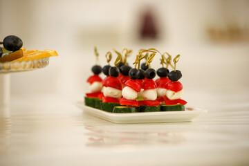 Light vegetable snack strung on skewers