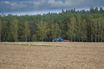 Tractor working in the field © Bagatela