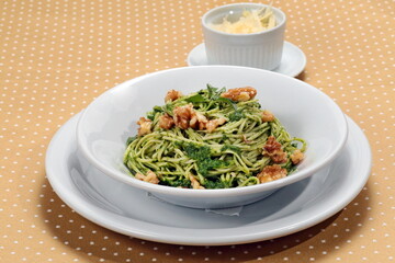Capellini with Pesto Sauce and Walnuts