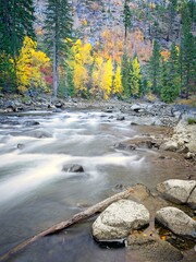 The scenic Wenatchee River in autumn.
