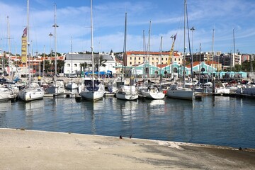 Doca de Bom Sucesso, port de plaisance, ville de Lisbonne, Portugal