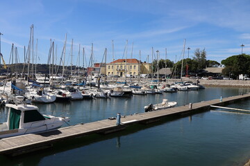 Doca de Bom Sucesso, port de plaisance, ville de Lisbonne, Portugal