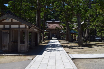 善法寺（ぜんぽうじ）山形県鶴岡市