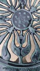 Abstrato em formas geométricas de metal.