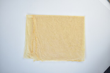 Tofu skin is a traditional Chinese cooking ingredient from the past, which has many benefits and can be used to make various recipes.