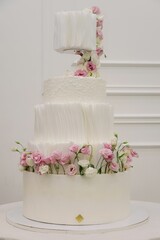 Elegant Wedding Cake with Floral Decor