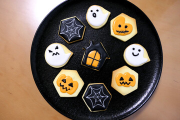 ハロウィンのアイシングクッキー
