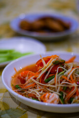Thai papaya salad with grilled chicken