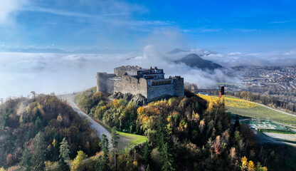 Taggenbrunn in den Wolken