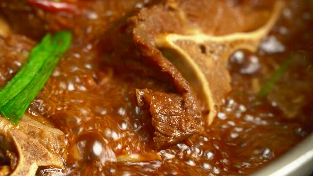 Beef Sauce Bones Video Material【4K】