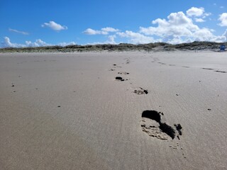 Fußabdruck am Strand der Nordseeinsel Langeoog