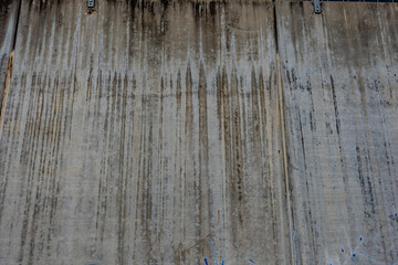 Feuchte Betonwand