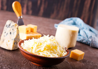 grated cheese in bowl, mix from cheese
