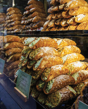 Italian delicacies in the window of the cafe Al Ponte Del Lovo, founded 1750 in Venice; Venice, Veneto Region, Italy